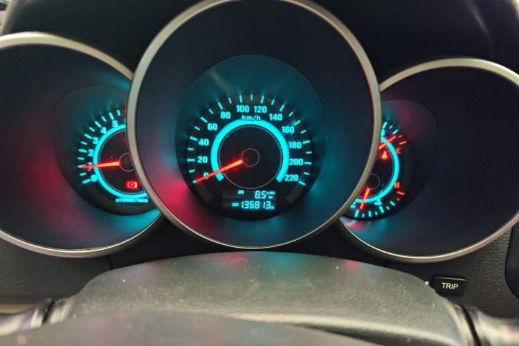 Used CHANGAN Eado 2014 1.6L Manual Luxury Model Instrument Cluster