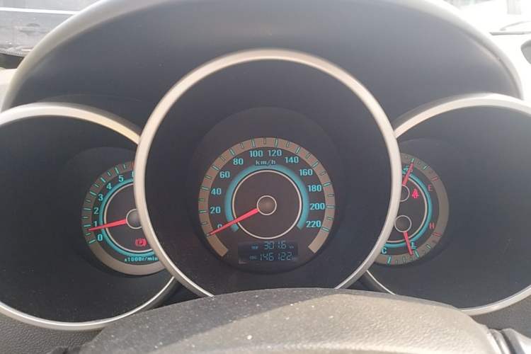 Used CHANGAN Eado 2014 1.6L Manual Luxury Model Instrument Cluster