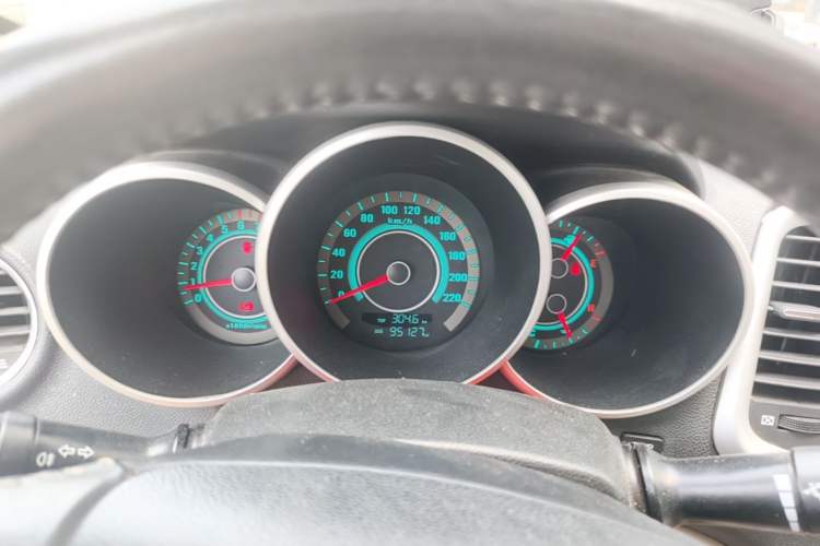 Used CHANGAN Eado 2014 1.6L Manual Luxury Model Instrument Cluster