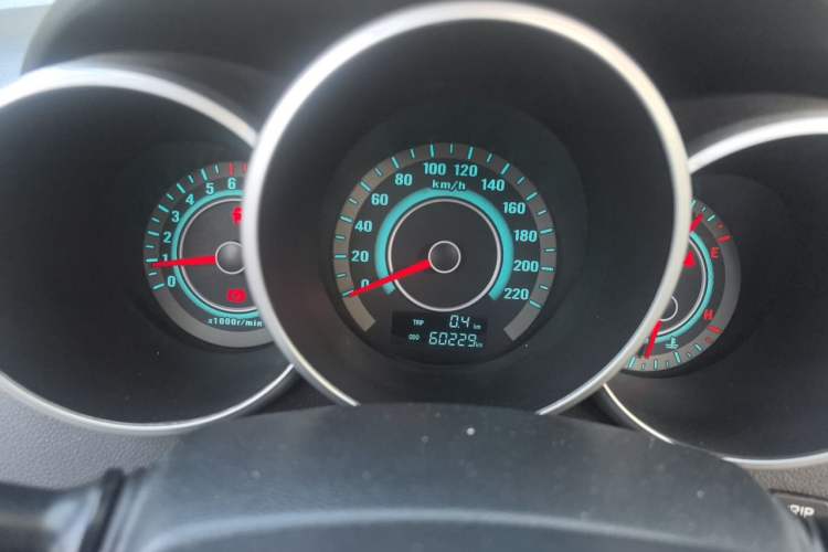 Used CHANGAN Eado 2014 1.6L Manual Luxury Model Instrument Cluster