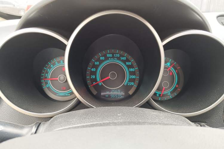 Used CHANGAN Eado 2014 1.6L Manual Luxury Model Instrument Cluster