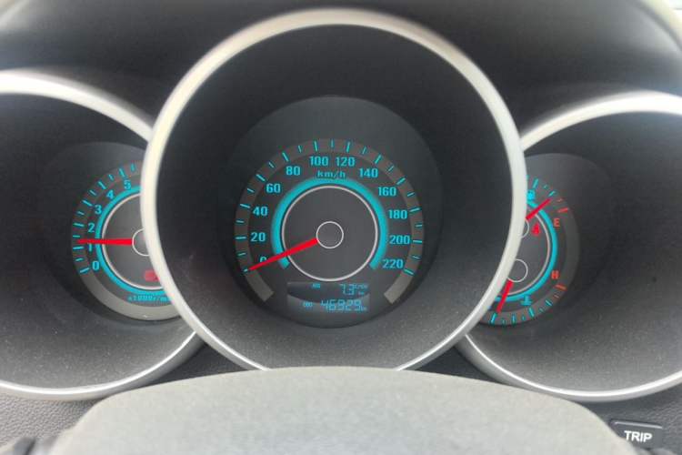 Used CHANGAN Eado 2014 1.6L Manual Luxury Model Instrument Cluster