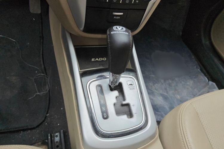 Used CHANGAN Eado 2014 1.6L Automatic Luxury Model Interior 4