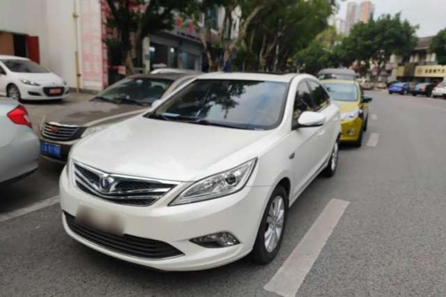 Used CHANGAN Eado 2014 1.6L Manual Luxury Model