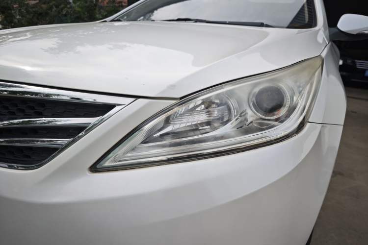 Used CHANGAN Eado 2014 1.6L Automatic Luxury Model Left Front Headlight