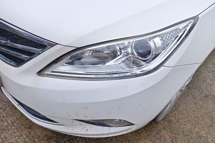 Used CHANGAN Eado 2014 1.6L Manual Luxury Model Left Front Headlight