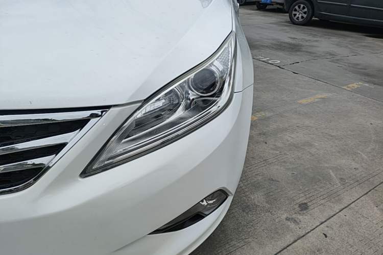 Used CHANGAN Eado 2014 1.6L Automatic Prestige Model Left Front Headlight