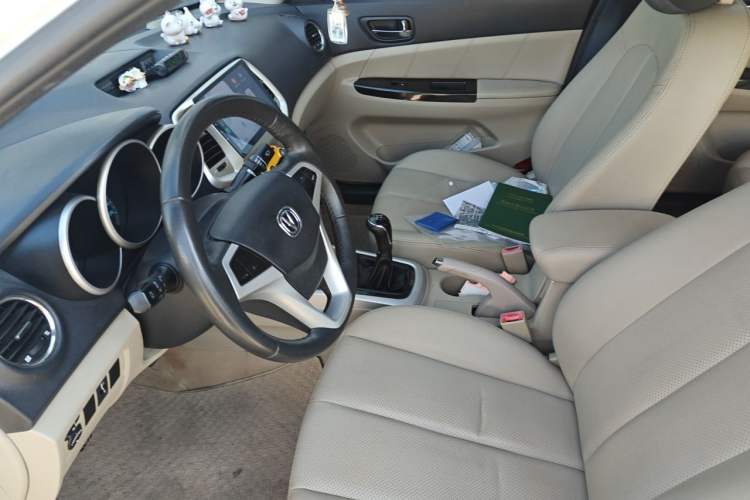Used CHANGAN Eado 2014 1.6L Manual Luxury Model Left Front Seat