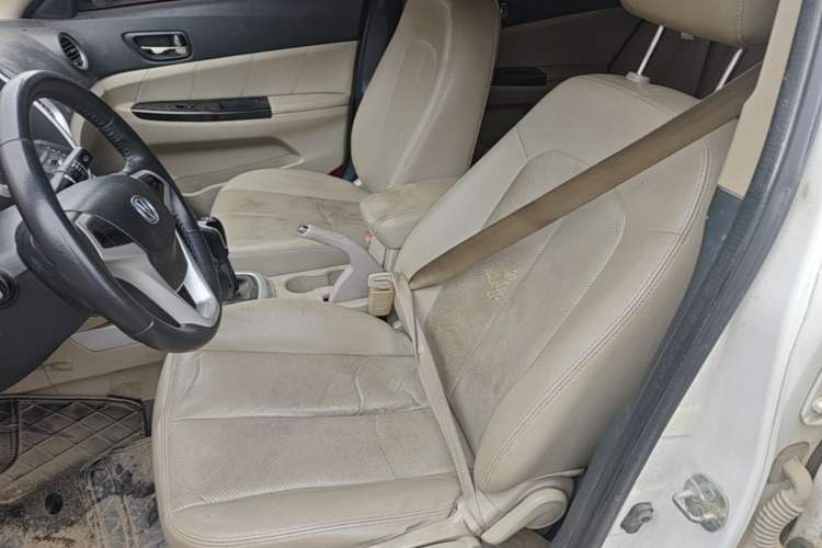 Used CHANGAN Eado 2014 1.6L Manual Luxury Model Left Front Seat