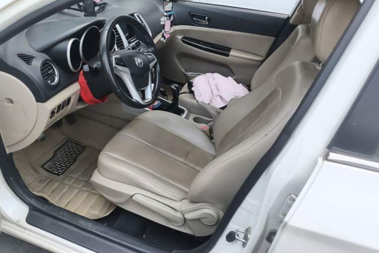 Used CHANGAN Eado 2014 1.6L Manual Luxury Model Left Front Seat