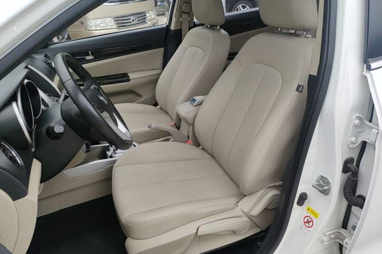Used CHANGAN Eado 2014 1.6L Automatic Prestige Model Left Front Seat
