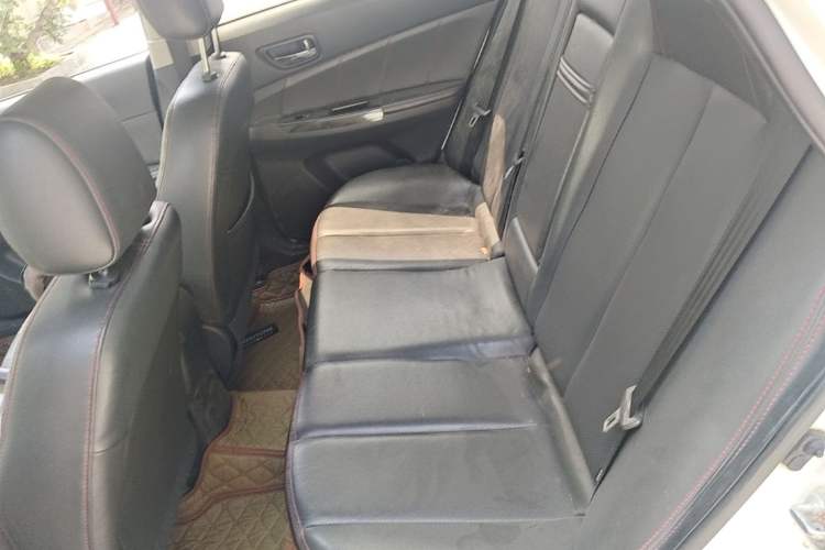 Used CHANGAN Eado 2014 1.5T Automatic Sport Luxury Model Left Rear Seat