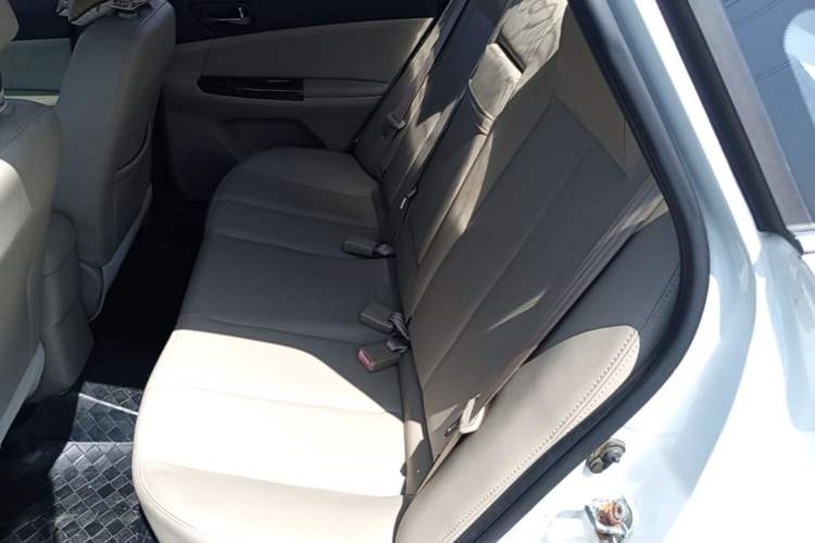 Used CHANGAN Eado 2014 1.6L Automatic Luxury Model Left Rear Seat