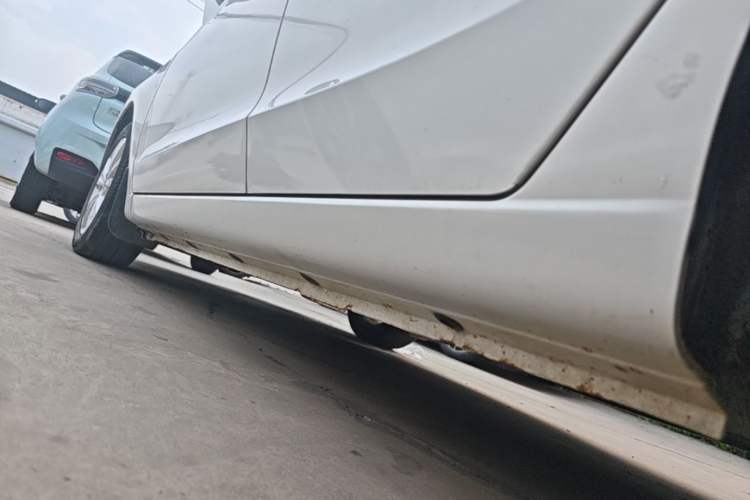Used CHANGAN Eado 2014 1.6L Automatic Luxury Model Left Side Sill