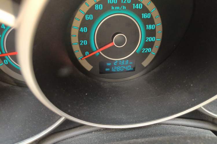 Used CHANGAN Eado 2014 1.6L Manual Luxury Model Odometer Close Up