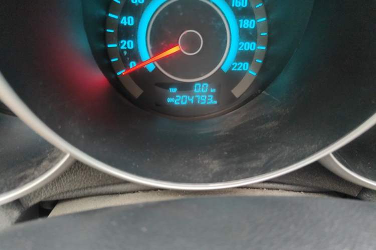 Used CHANGAN Eado 2014 1.6L Manual Luxury Model Odometer Close Up