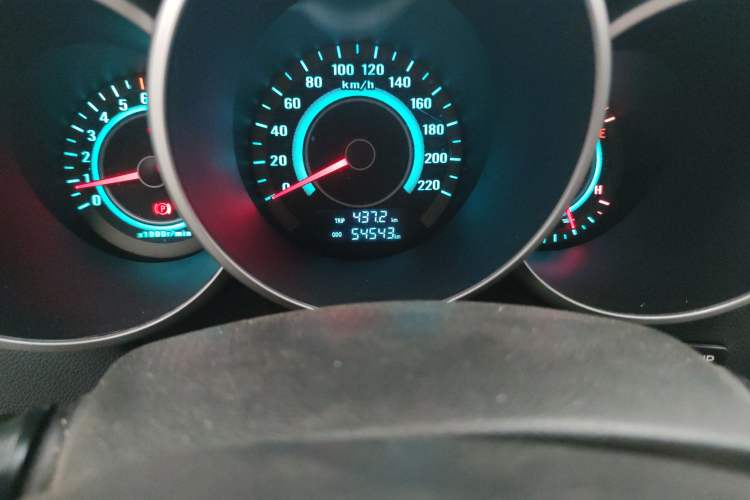 Used CHANGAN Eado 2014 1.6L Manual Luxury Model Odometer Close Up