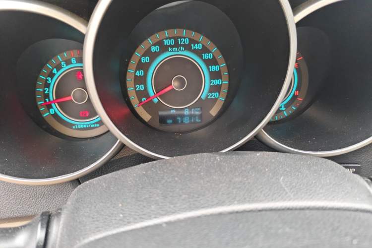 Used CHANGAN Eado 2014 1.6L Manual Luxury Model Odometer Close Up