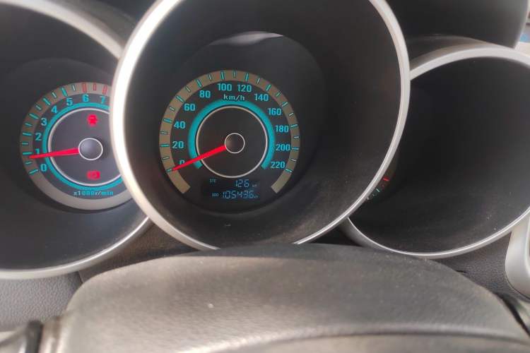 Used CHANGAN Eado 2014 1.6L Manual Luxury Model Odometer Close Up