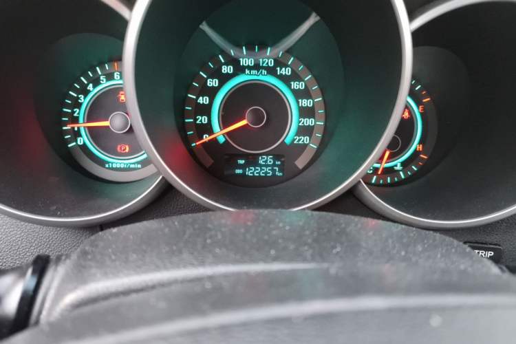 Used CHANGAN Eado 2014 1.6L Manual Luxury Model Odometer Close Up