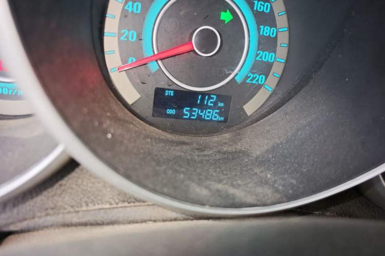 Used CHANGAN Eado 2014 1.6L Manual Luxury Model Odometer Close Up