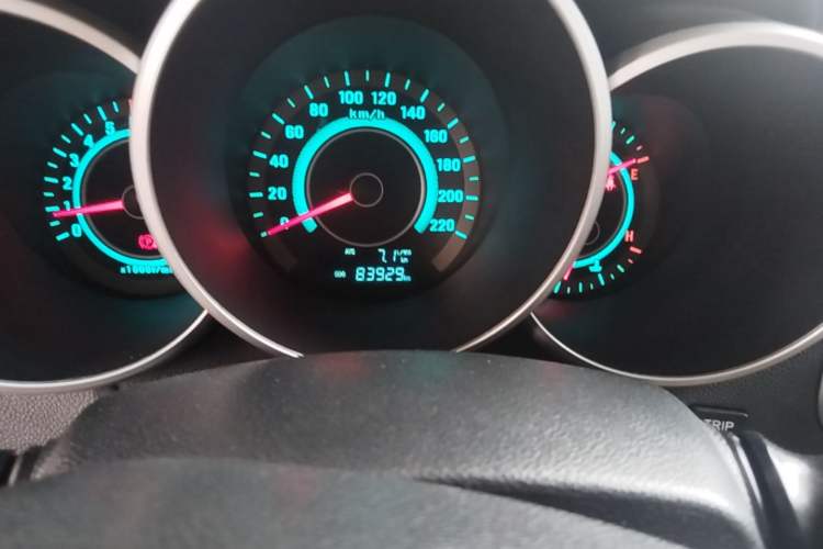 Used CHANGAN Eado 2014 1.6L Manual Luxury Model Odometer Close Up