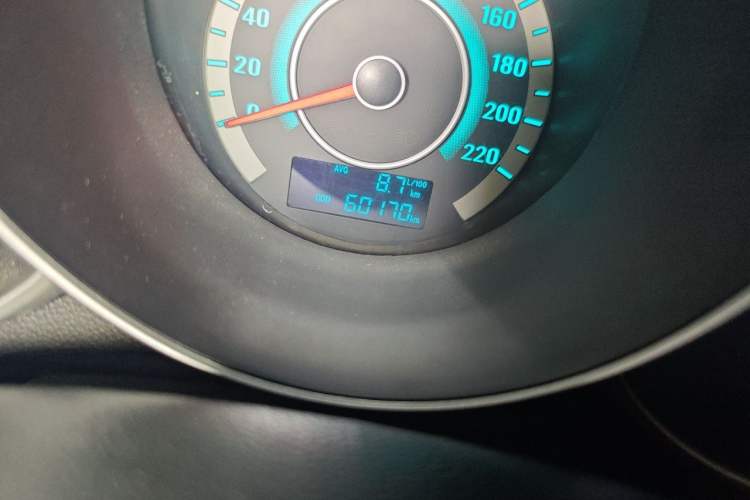 Used CHANGAN Eado 2014 1.6L Manual Luxury Model Odometer Close Up