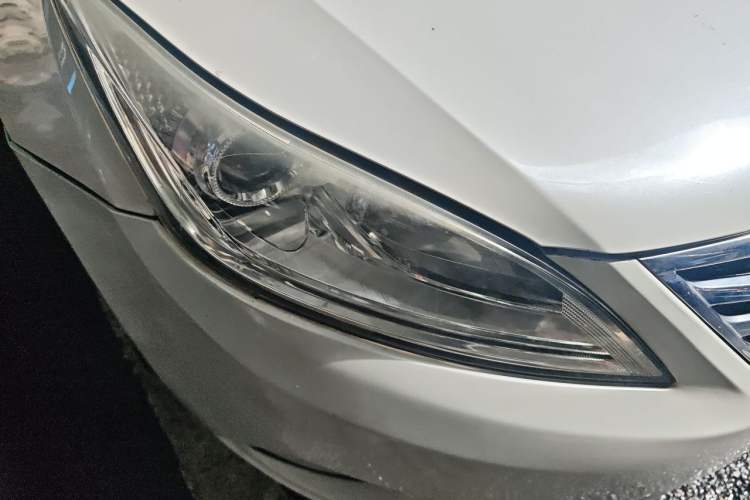 Used CHANGAN Eado 2014 1.6L Manual Luxury Model Right Front Headlight