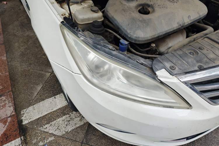 Used CHANGAN Eado 2014 1.6L Manual Luxury Model Right Front Headlight