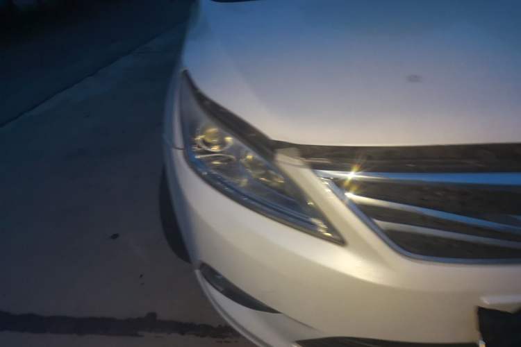Used CHANGAN Eado 2014 1.6L Automatic Luxury Model Right Front Headlight
