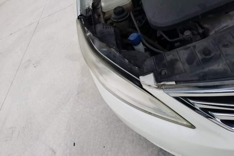 Used CHANGAN Eado 2014 1.6L Manual Luxury Model Right Front Headlight