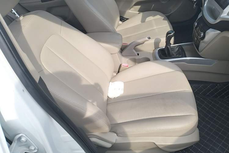 Used CHANGAN Eado 2014 1.6L Manual Luxury Model Right Front Seat