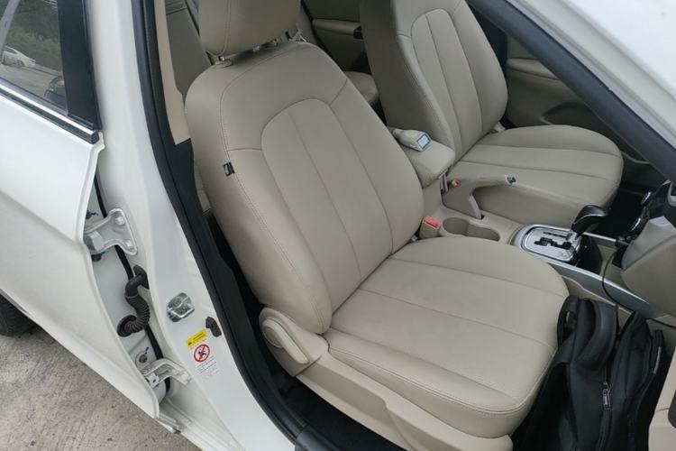 Used CHANGAN Eado 2014 1.6L Automatic Prestige Model Right Front Seat