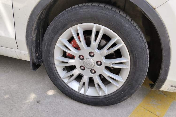 Used CHANGAN Eado  Right Front Wheel Hub