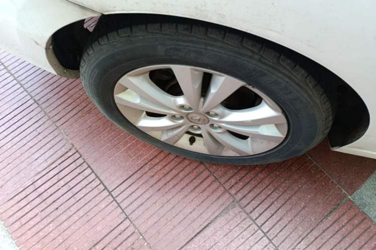 Used CHANGAN Eado 2014 1.6L Manual Luxury Model Right Rear Wheel Hub
