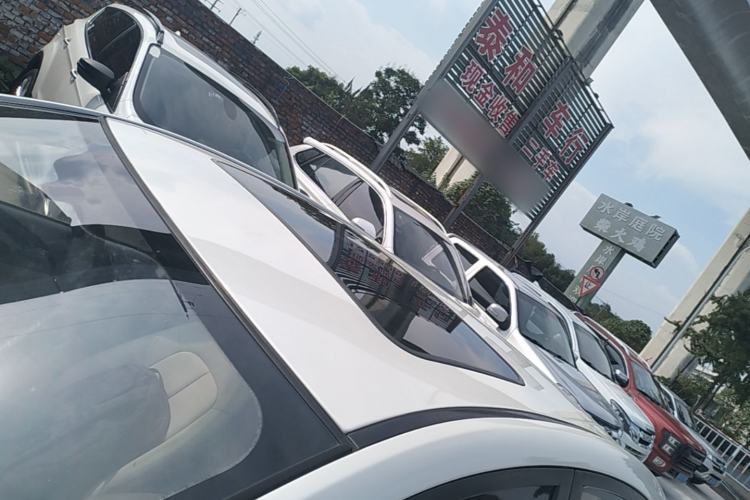 Used CHANGAN Eado 2014 1.6L Manual Luxury Model Roof
