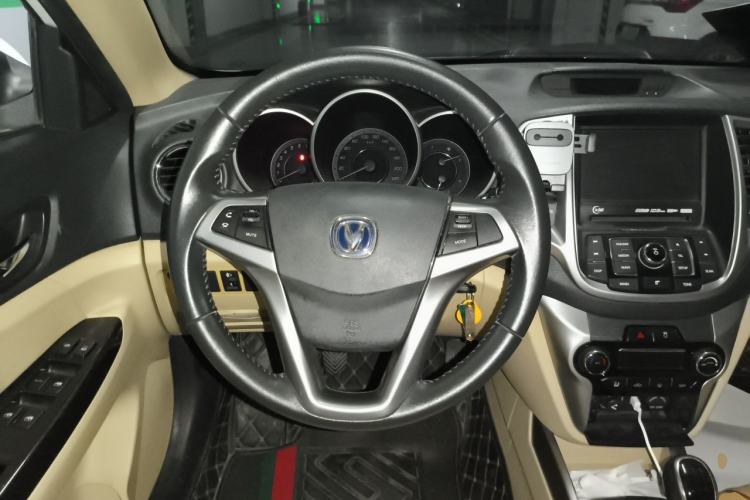Used CHANGAN Eado 2014 1.6L Manual Luxury Model Steering Wheel