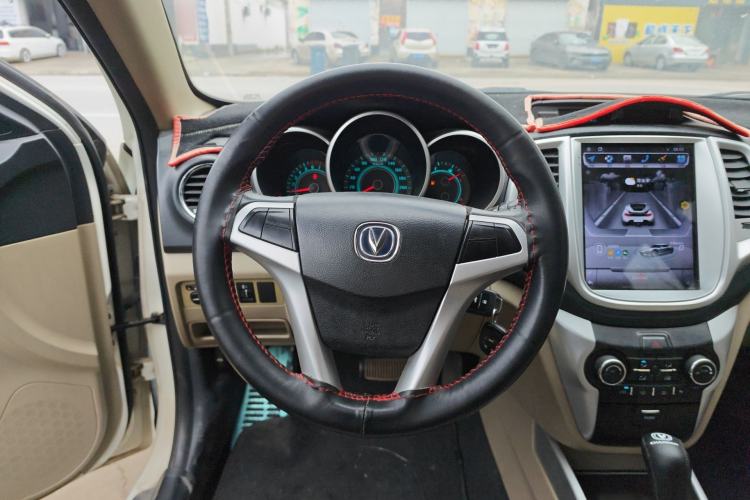 Used CHANGAN Eado 2014 1.6L Automatic Luxury Model Steering Wheel
