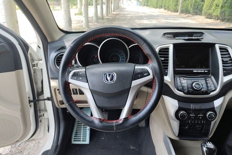 Used CHANGAN Eado 2014 1.6L Manual Luxury Model Steering Wheel