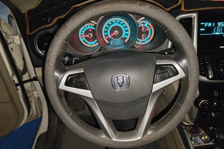 Used CHANGAN Eado 2014 1.6L Automatic Luxury Model Steering Wheel