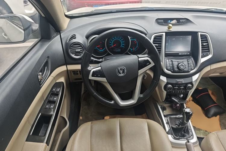 Used CHANGAN Eado 2014 1.6L Manual Luxury Model Steering Wheel