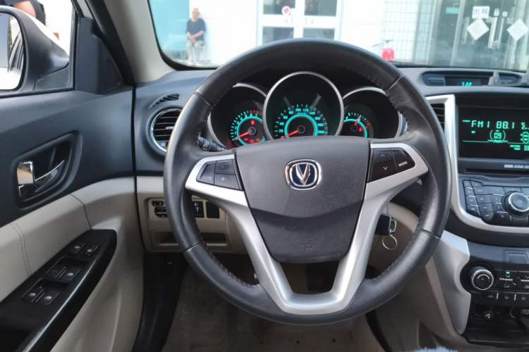 Used CHANGAN Eado 2014 1.6L Manual Luxury Model Steering Wheel