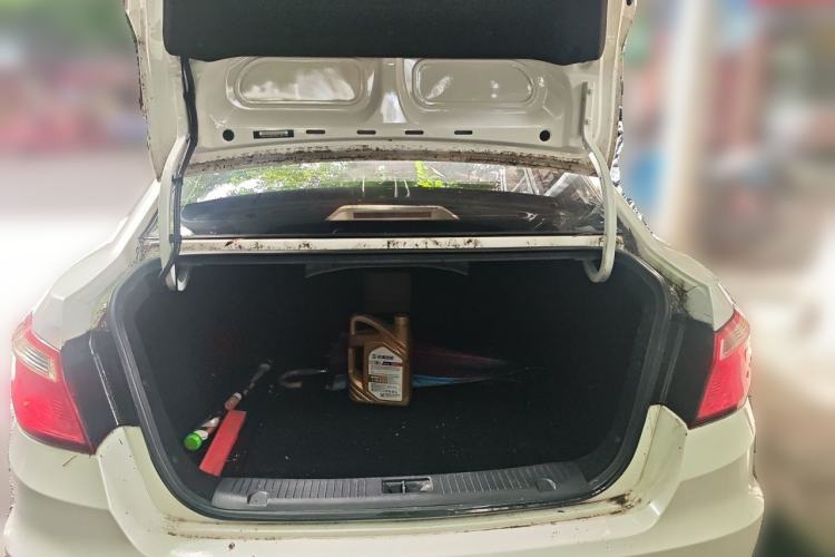 Used CHANGAN Eado 2014 1.6L Manual Luxury Model Trunk