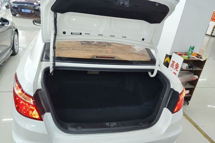 Used CHANGAN Eado 2014 1.6L Manual Luxury Model Trunk
