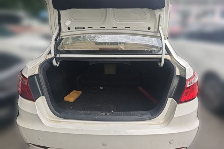 Used CHANGAN Eado 2014 1.6L Manual Luxury Model Trunk