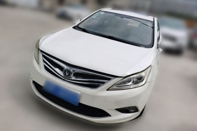Ojetý CHANGAN Eado 2014 1.6L Manual Luxury Model