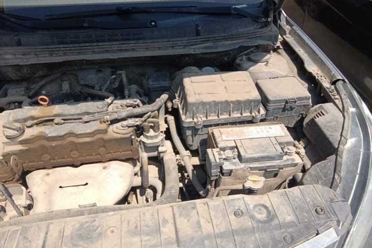 Used CHANGAN Eado 2014 1.6L Manual Luxury Model Engine Bay Left