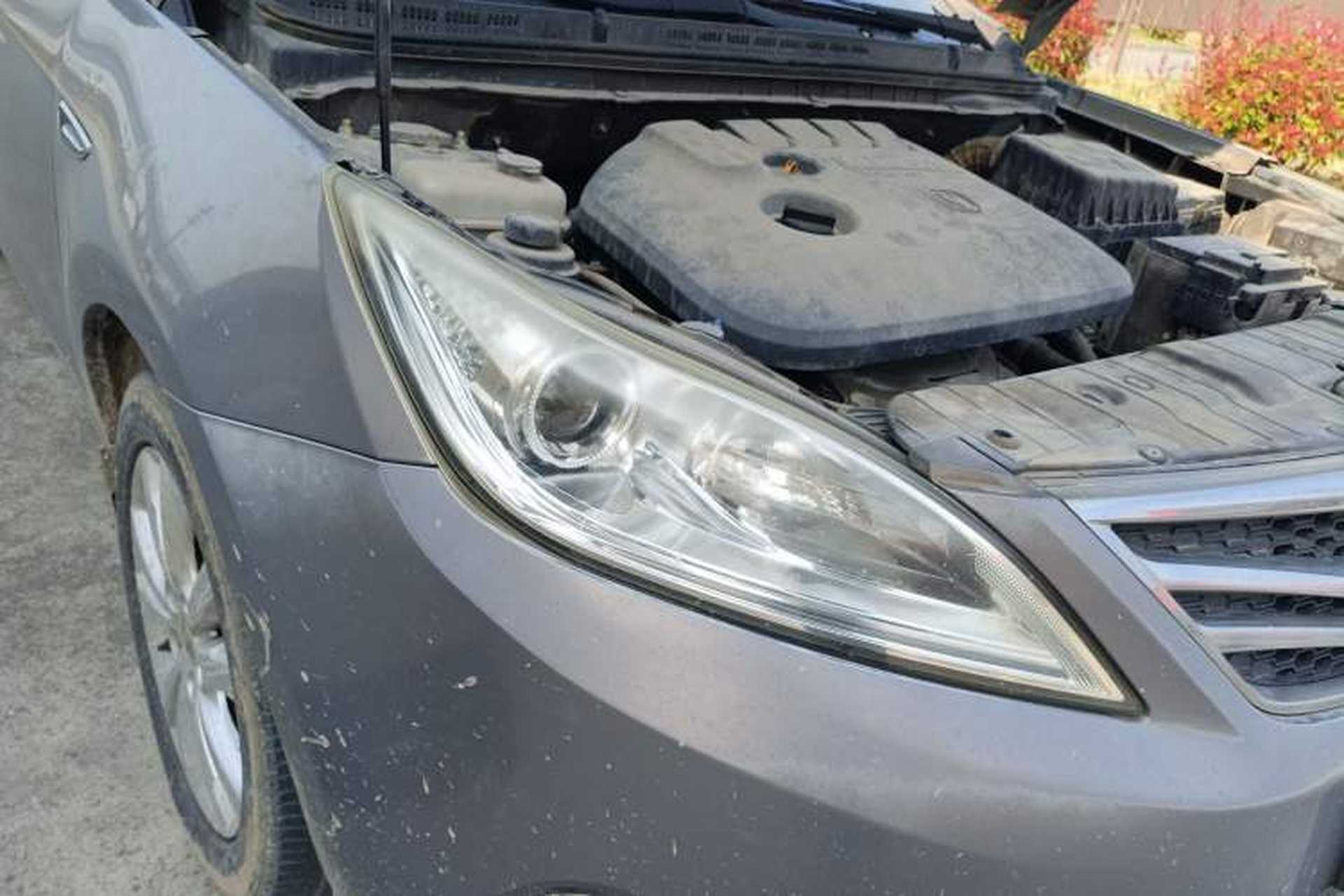 Used CHANGAN Eado 2014 1.6L Manual Luxury Model Right Front Headlight
