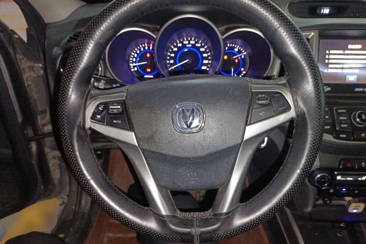 Used CHANGAN Eado 2014 1.6L Manual Luxury Model Steering Wheel