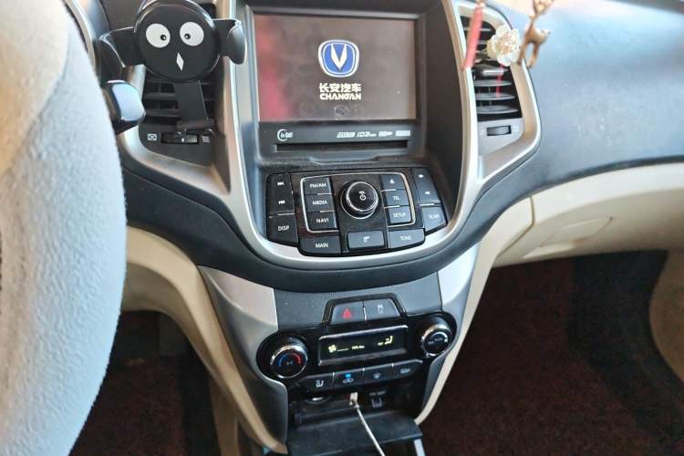 Used CHANGAN Eado 2015 1.6L Manual Flagship Model Audio And AC Panel